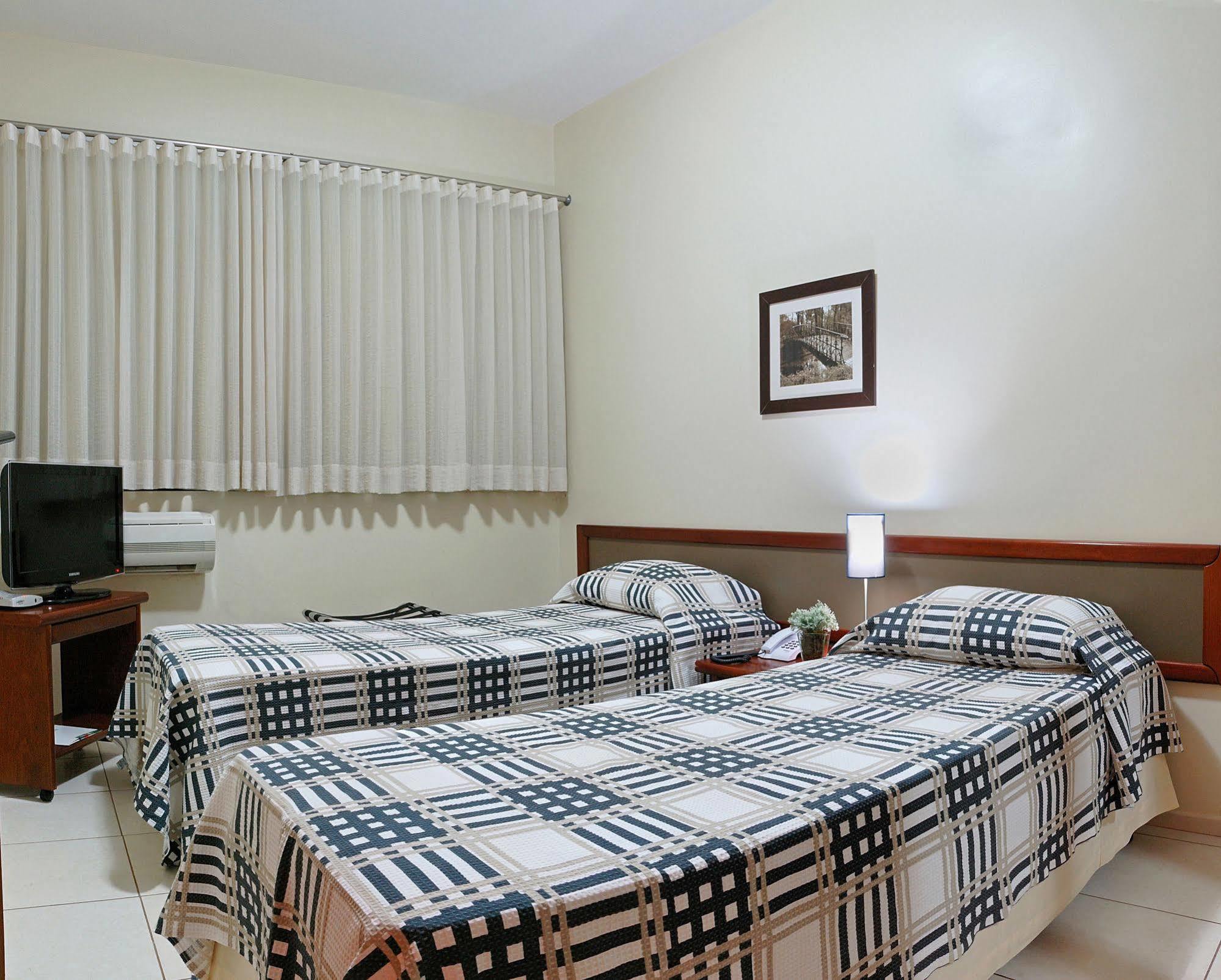 Hotel Flat Bassano Vaccarini Ribeirão Preto Exterior foto